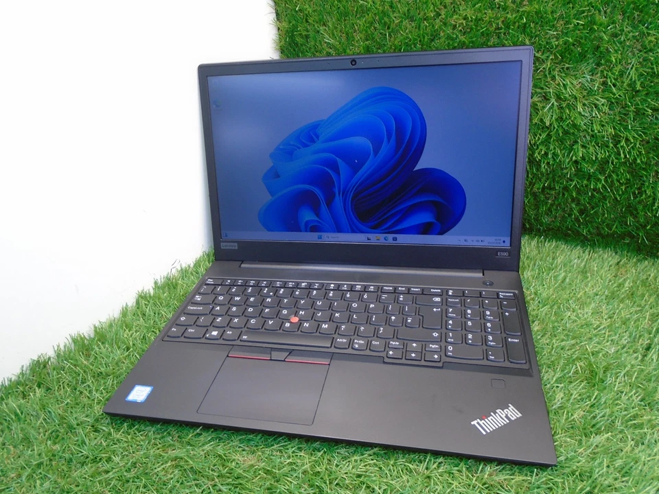 Lenovo ThinkPad E590 · i7-8565U · 8GB · 256GB, photo 1 of 5