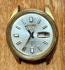VINTAGE SEIKO 5 AUTOMATIC 21 JEWLS WATER RESISTANT LUMINOUS NUMBERS & HANDS RUNS