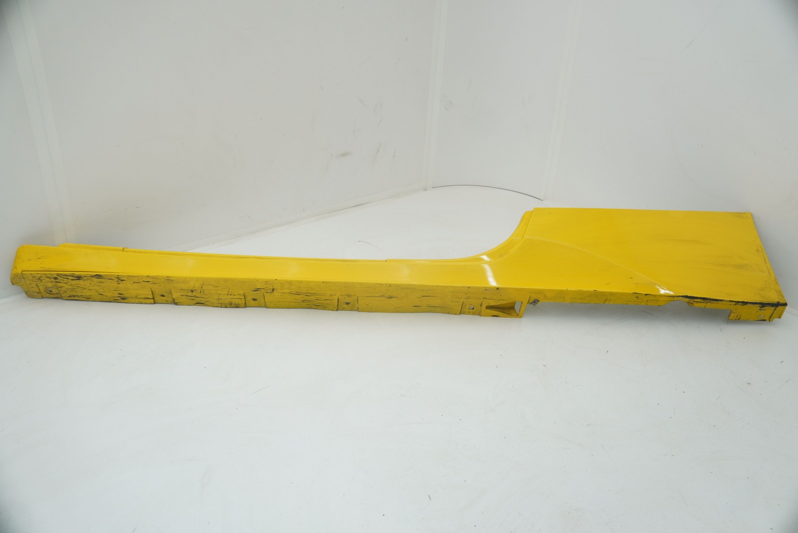 Left Driver Rocker Panel Side Skirt Trim Molding 83429110 Ferrari 458 Challenge