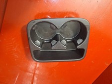 99-02 Gmc Yukon Sierra Tahoe Silverado Suburban Center Console Cup Holder Ss 4x4 99-02 Gmc Yukon Sierra Tahoe Silverado Suburban Center Console Cup Holder Ss 4x4