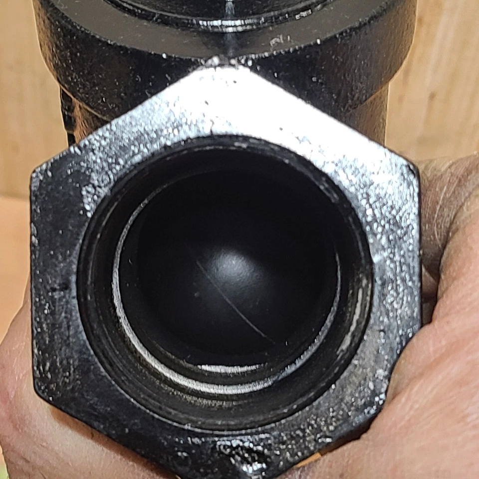 Flo Pro 1.25" Cast Iron Ball Check Valve FPBVA125 - Image 4 of 4