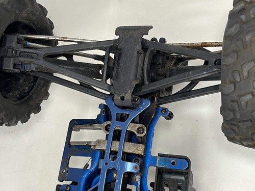 Used Traxxas Nitro Revo Roller - Picture 9 of 11