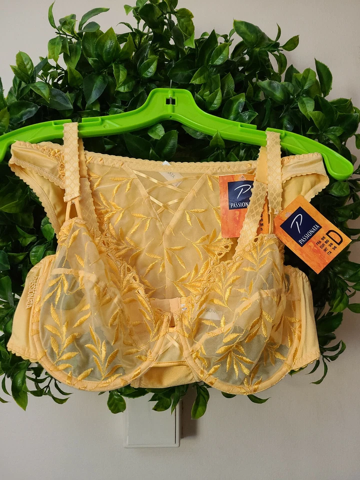 Conjunto de sujetador y braguita con aros bordados de encaje amarillo Passionata France 36D/M Foto 2 de 4