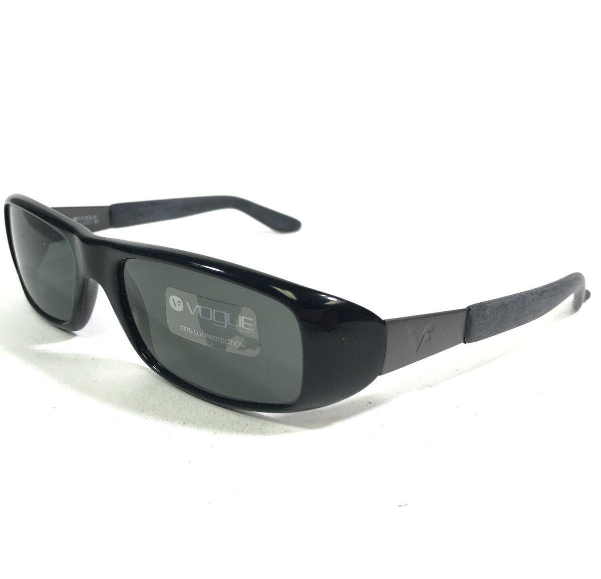 Vogue Sunglasses VO 2186-S W44 Black Rectangular Frames with Green Lenses Vogue Sunglasses VO2207-S W44 Black Gray Rectangular Frames  main image 3