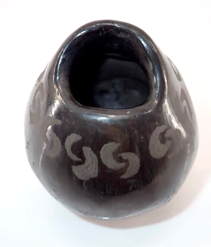Santa Clara Carved Black Pottery Signed Ginger Mesko 01 Seed Bowl Rustic Vintage - Picture 5 of 11