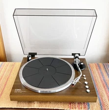 Yamaha YP-D3 Direct Drive Record Player Turntable Confirmed Excellent Operation