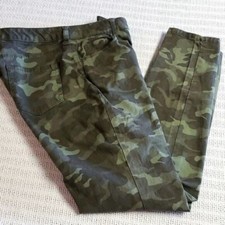 Style & Co. Curvy Skinny Leg Camouflage Sz. 10 Pants with Pockets