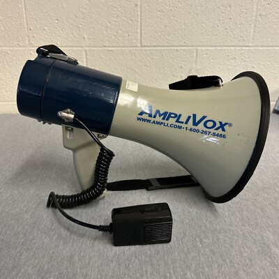 AMPLIVOX Model S602M Vintage Professional 25-Watt Crowd Communication Megaphone