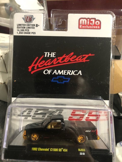 M2 1992 CHEVROLET C 1500 SS 454 OBS TRUCK CHASE PIECE 1.64 M2 MACHINES
