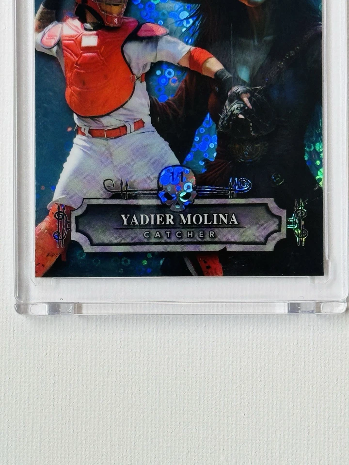 Yadier Molina 1/1 2025 Wild Card Haunted Hits Blue Witch Disco One #MHWH — 第 2/4 张图片