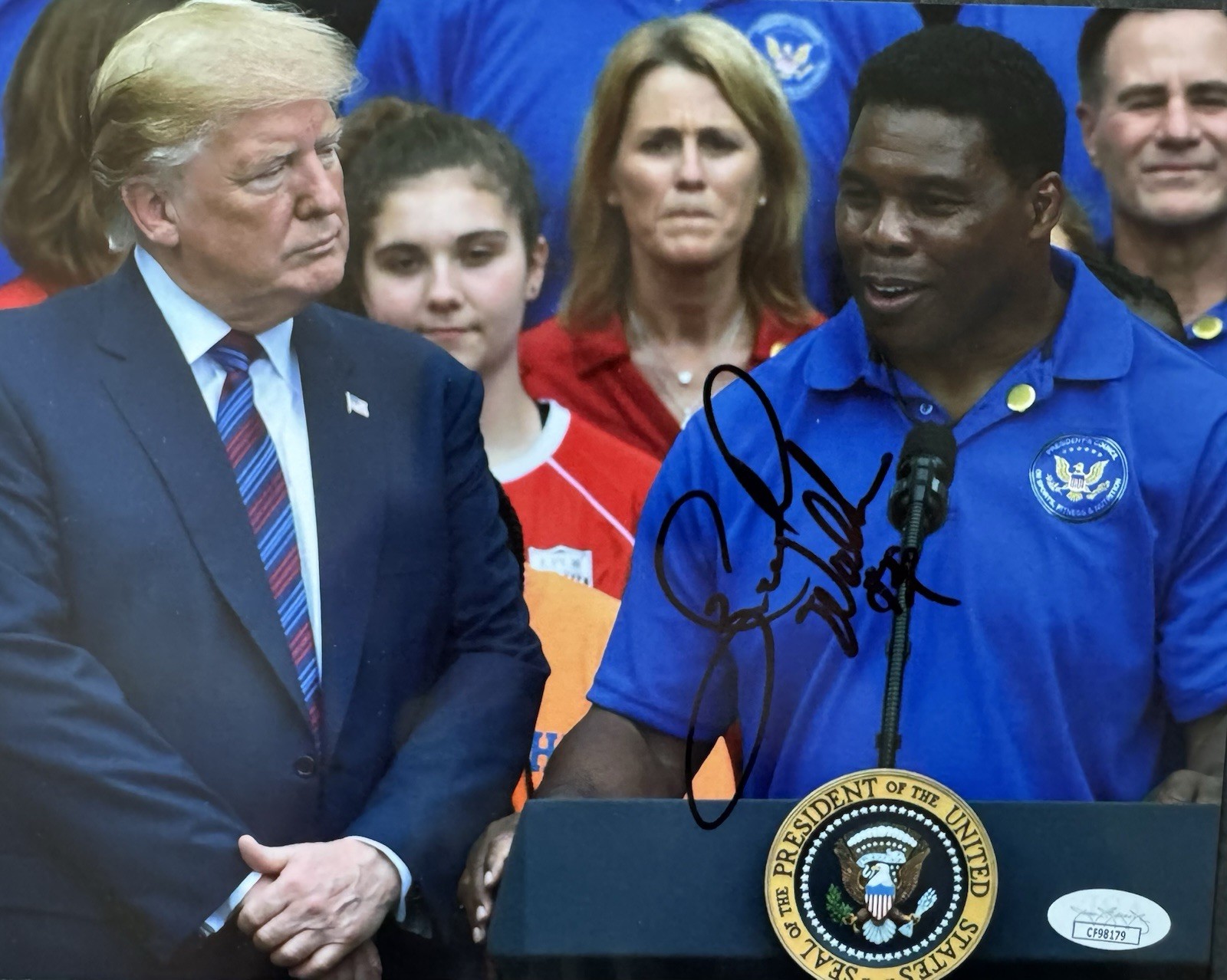 Herschel Walker Autographed Signed Georgia Bulldogs 8x10 Photo Trump JSA COA 