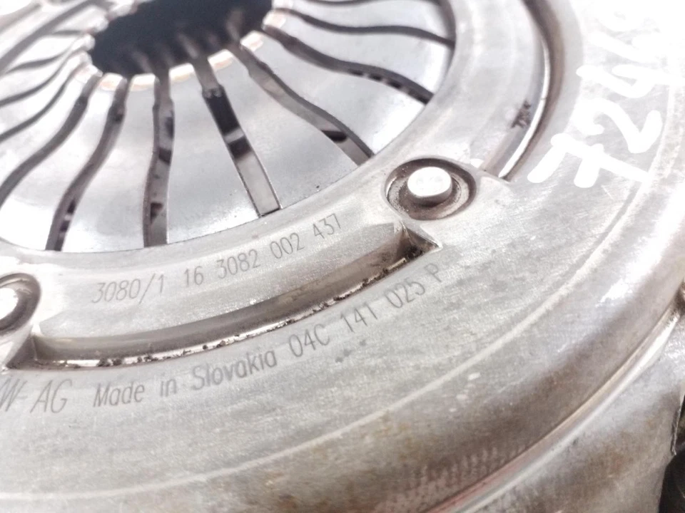 SKODA FABIA 2015- Schwungrad 04C141025P - Bild 3 von 3