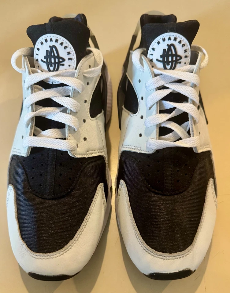 Nike Air Huarache Noir et blanche EU 44 - Très bon état - Photo 3/4