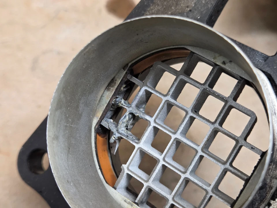 Camión Nissan Pathfinder D21 1986-1989 carrocería dura conjunto de carrocería del acelerador 2,4 L Foto 4 de 4