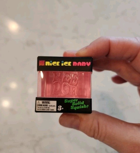 NeeDoh Nice Ice Baby Giocattolo Fidget Rosa