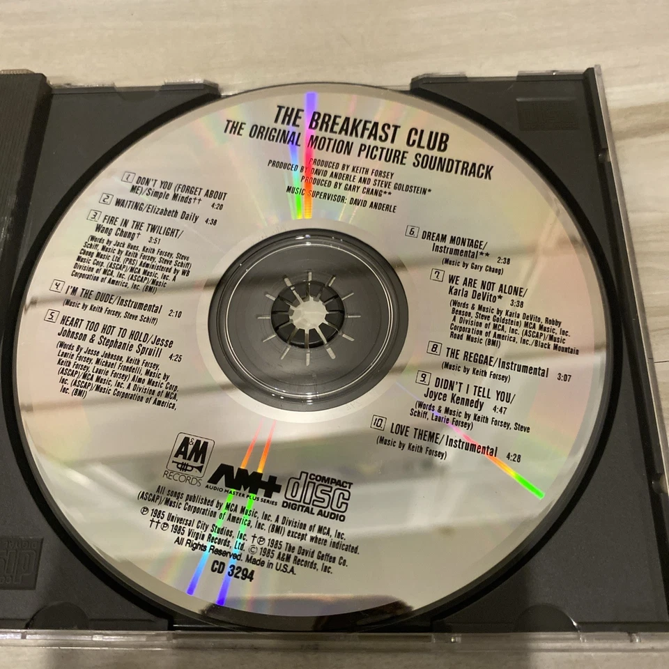 Simple Minds Cassette & CD LOT In The City 1 & 2 & Breakfast Club Soundtrack - Image 4 of 4