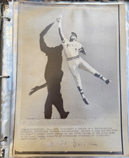 Top 10 Willie Stargell Baseball Cards 24