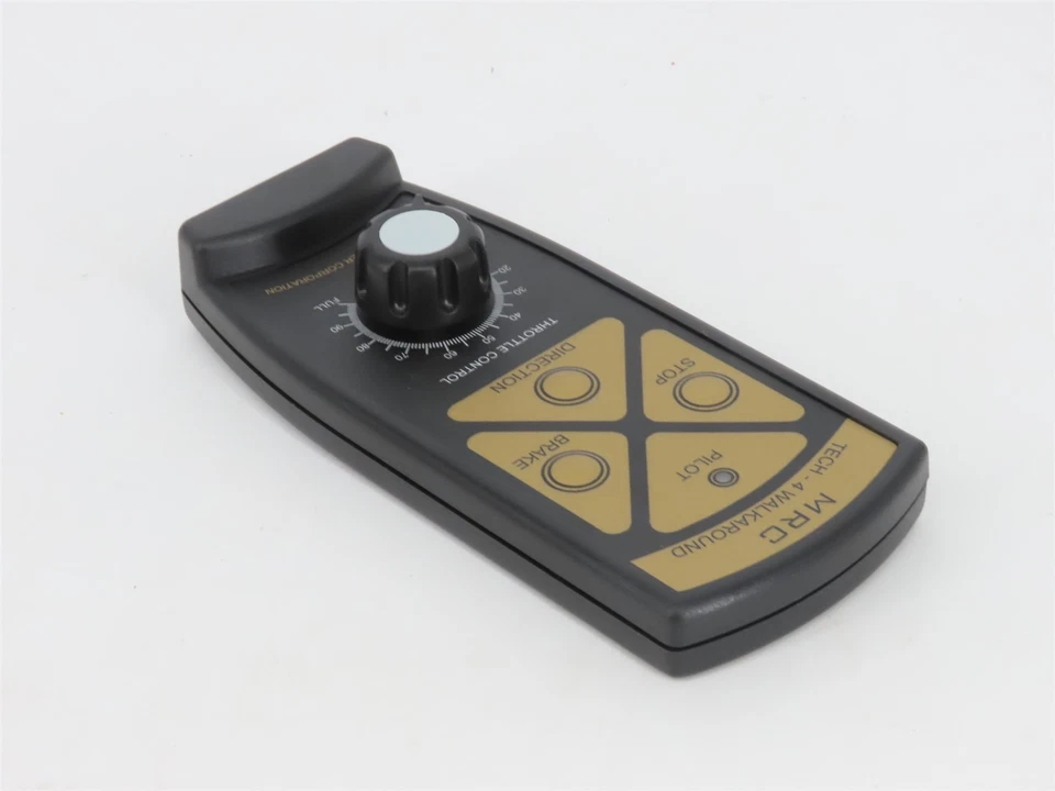 MRC AB800 Tech 4 Walkaround Throttle for the Rail Power 250 - Image 4 of 4