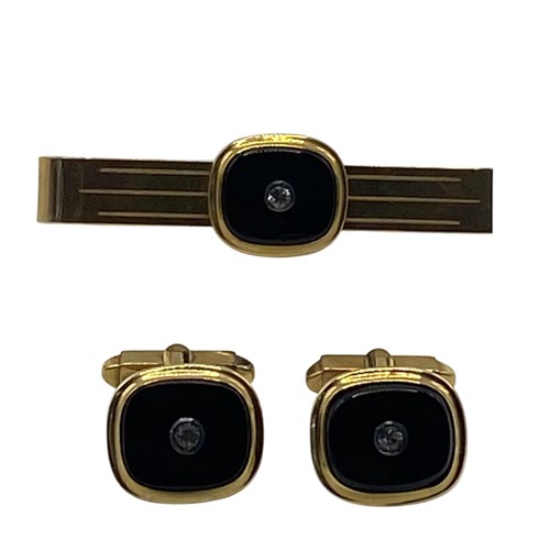 Vintage Wells Mens 12K GF Gold Tone Black Stone Cufflinks Tie Clip Set Jewelry