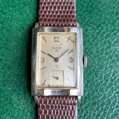 1953 Elgin Grade 571 19 Jewels 10K Gold Filled Art Deco Wristwatch