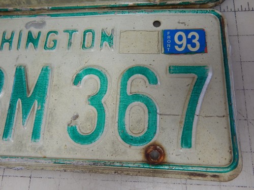Pair Vintage Washington State License Plate 1993 Tabs , 1968 to 80's green - Picture 5 of 10