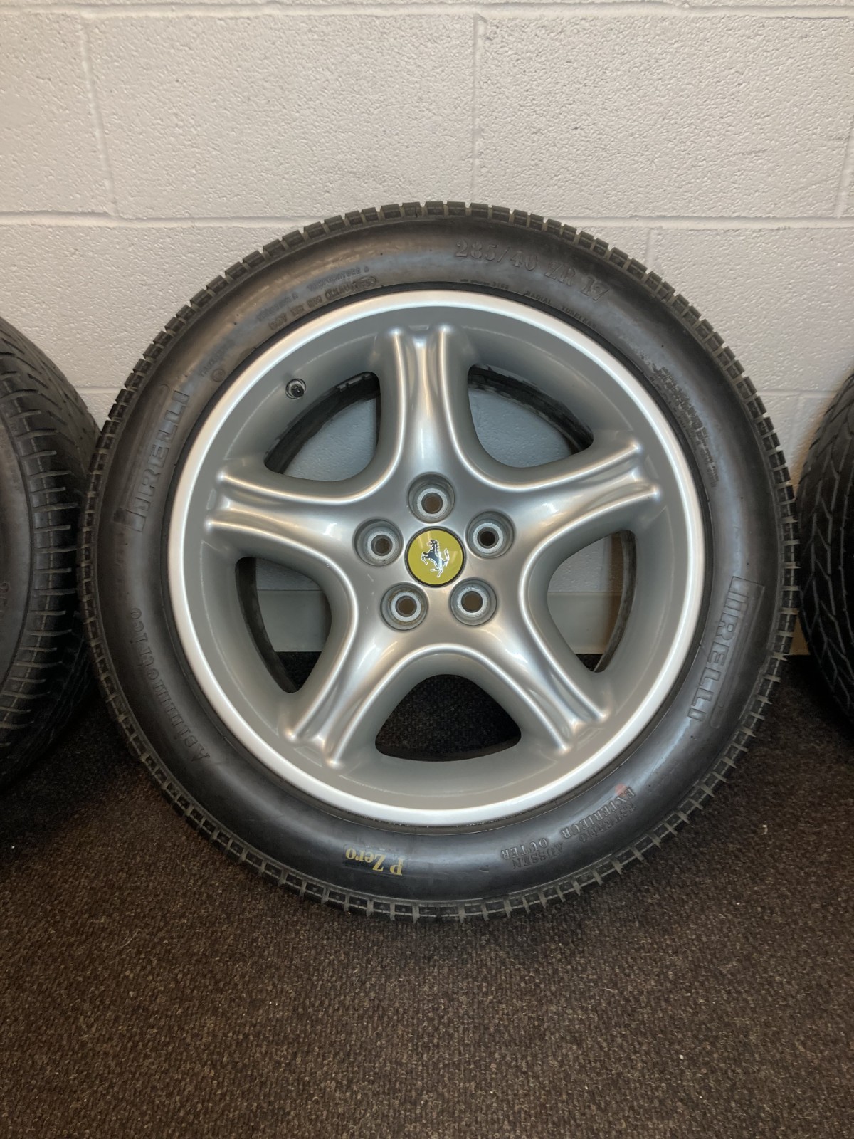 OEM Genuine Ferrari 456 Wheels 5x108 17x8.5+50 17x10+25  Pirelli Pzero 255/45/17