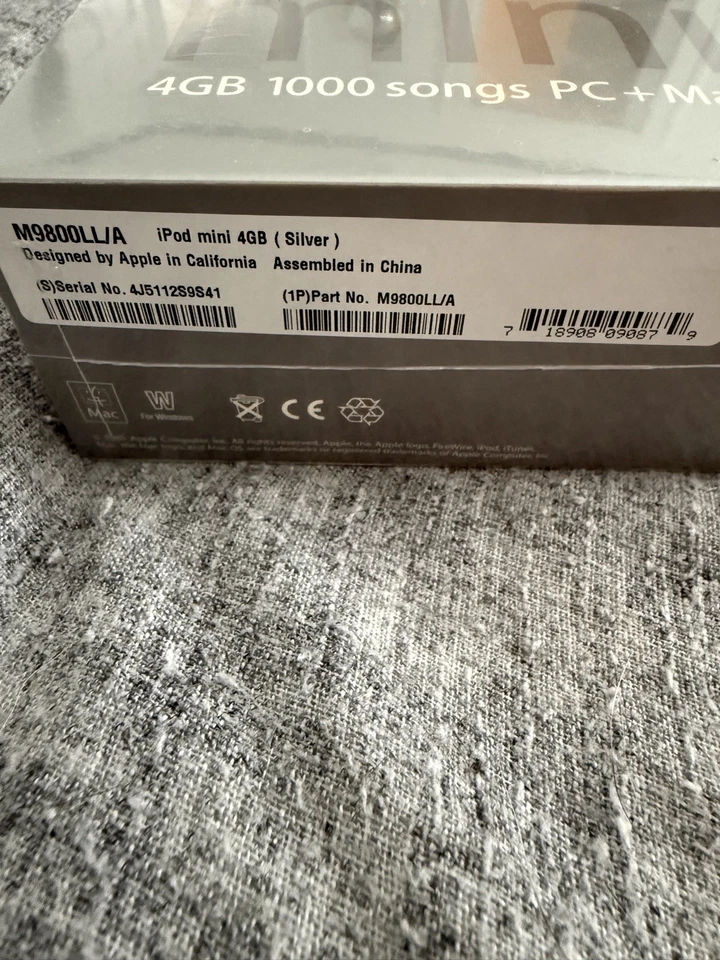 Apple iPod mini 4gb 2nd Generation Factory Sealed Silver (M9800/A) - Image 3 of 4