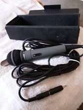 RadioShack 33-3018 Dynamic Microphone, Unidirectional Vocals, Professional Cable