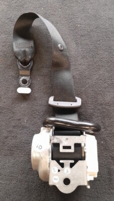 MERCEDES BENZ C Class W205 Rear Left Side Safety Seat Retractable 