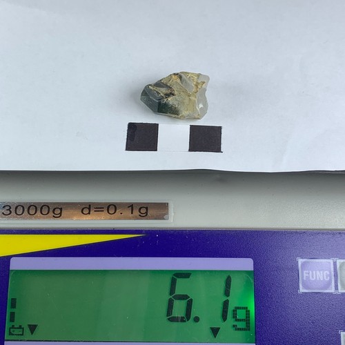 NATURAL CHLORINE GREEN QUARTZ POINT FROM COLOMBIA 30.5 CARATS / 6.1 GRAMS - Picture 11 of 11