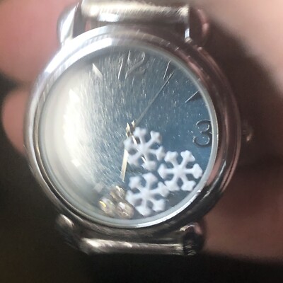 Snowflake Christmas Watch NEW BATTERY 