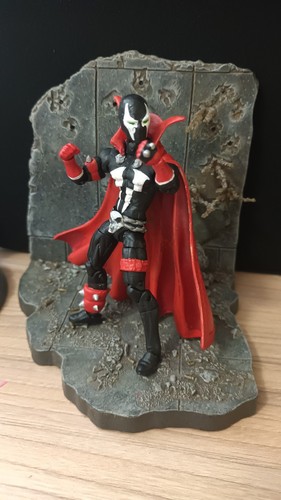 3.75" 1:18 Custom Action Figure Spawn MARVEL UNIVERSE SCALE - Picture 8 of 8