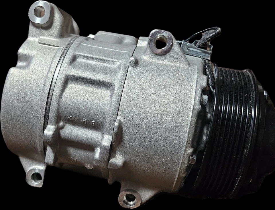 Compresor de aire acondicionado Toyota Sienna 2011-2016 Foto 3 de 3