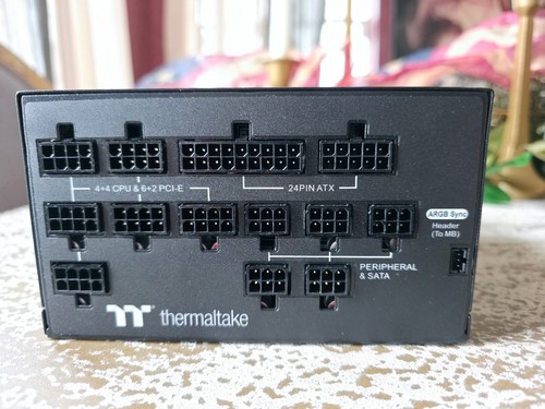 Thermaltake Toughpower PF1 ARGB 1200W 80+ Platinum - Picture 4 of 17
