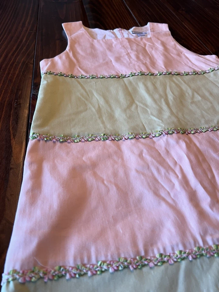 Vestido Hartstrings Verde Rosa Rayas Jóvenes Niñas Preppycore Iglesia Domingo Mejor Foto 3 de 4