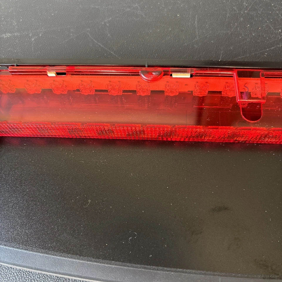 09-16 AUDI B8 A4 S4 RS4 SEDAN 3RD THIRD BRAKE TAIL LAMP LIGHT OEM 111622B - Image 3 of 4