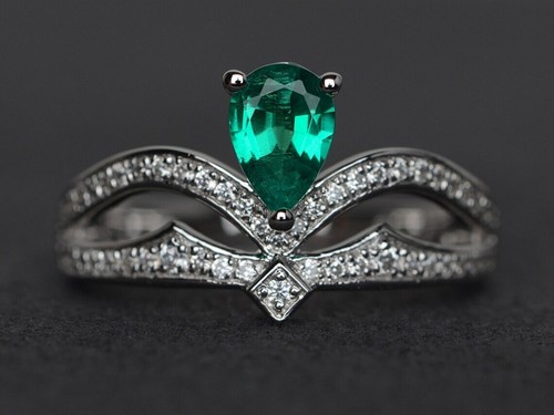 Emerald Cocktail Ring 925 Sterling Silver Pear Lab Created Gemstone Women Ring
