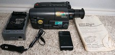 Sony Video 8 Handycam Model CCD-TRV119 8mm Camcorder READ 