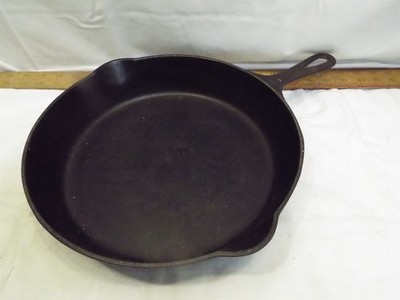 Griswold Erie Cast Iron #9 710B Large Block Logo Frying Pan Skillet 710 B Fry
