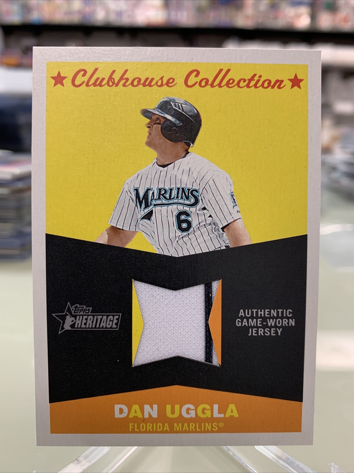 2009 Topps Heritage Clubhouse Collection Relics Dan Uggla #CC-DU