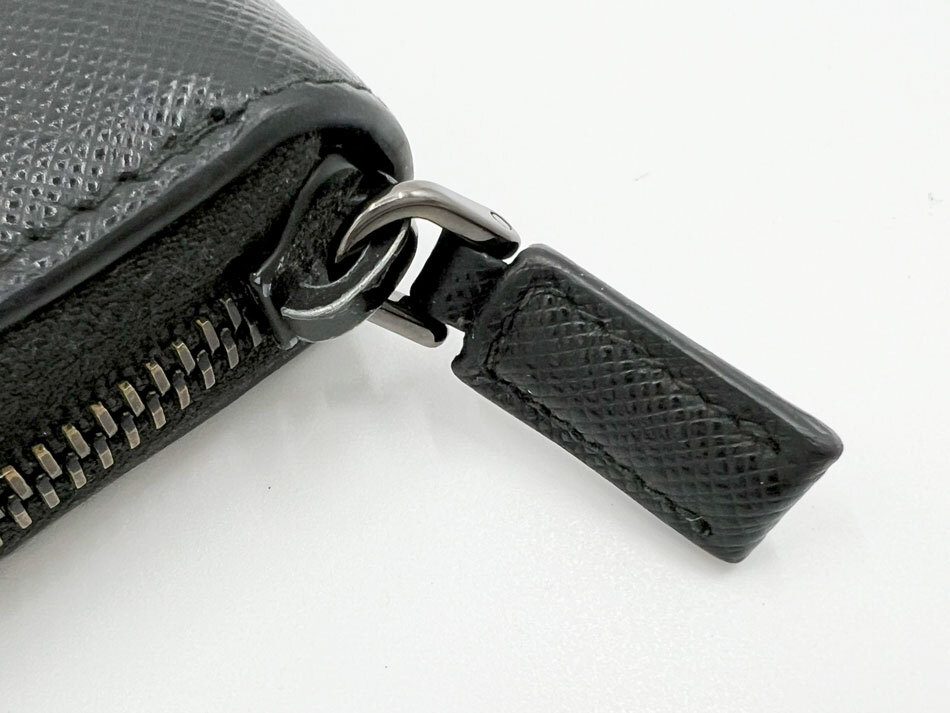 ○Prada Round Zipper Wallet Long Saffiano Multic Black Gray 2Ml317