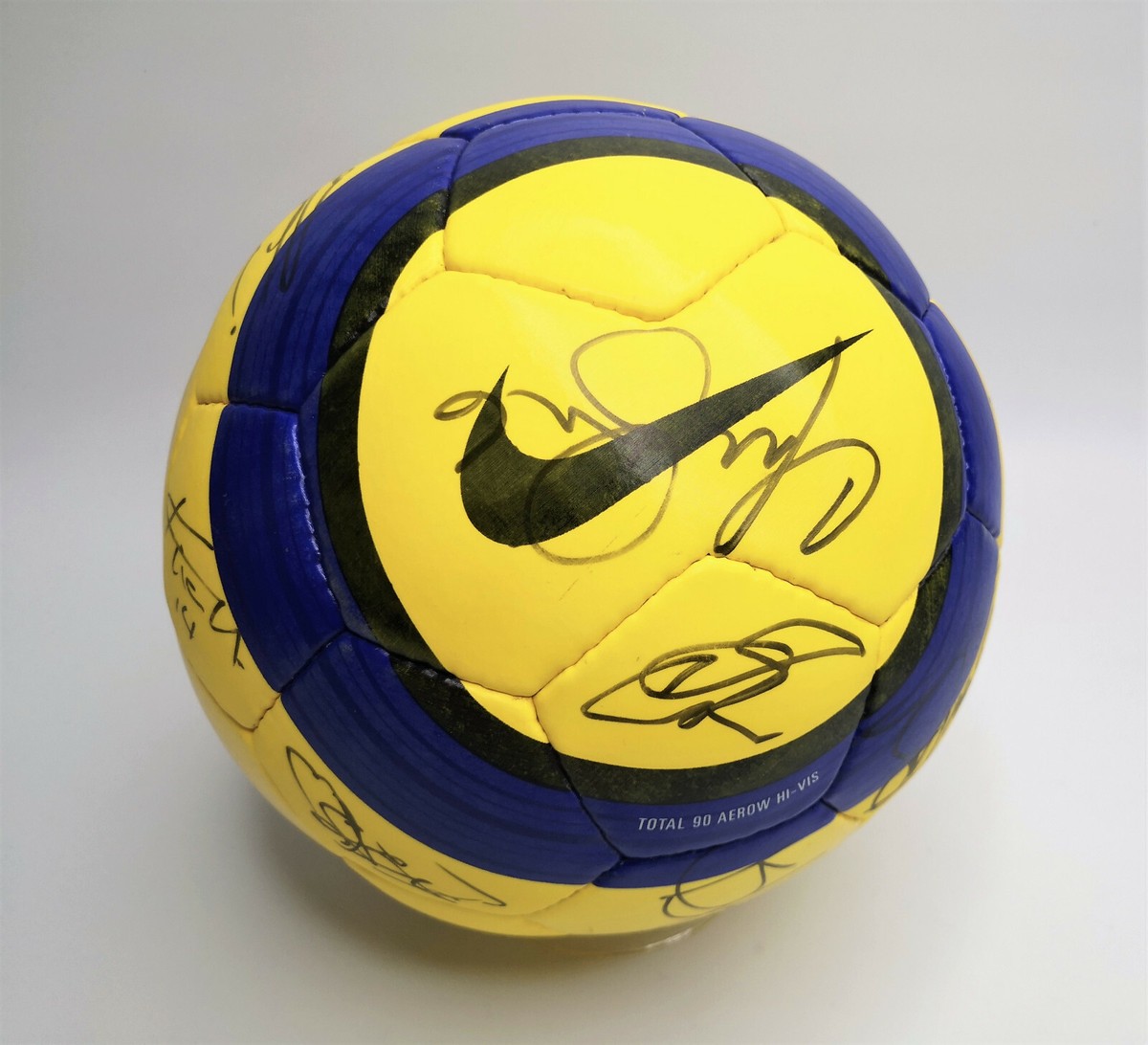 Nike Total 90 Aerow Hi-Vis match used MC FC football