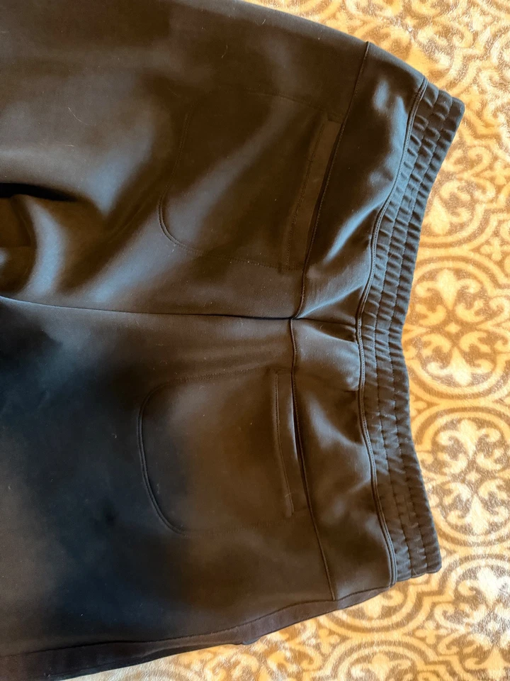 Lilly Pulitzer Dylana Track UPF 50+ Pants Womens Size L Noir retail $148! - Image 4 of 4