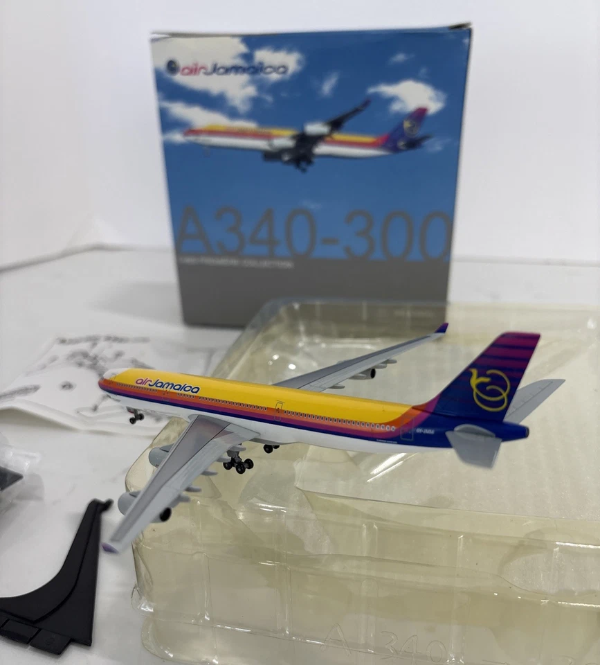 1:400 Dragon Wings 55266 Air Jamaica Airbus A321 Premiere Collection Diecast - Image 4 of 4