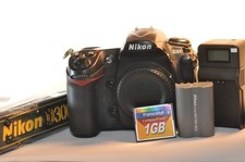 Nikon D300 12.3 MP DSLR camera ONLY WORKING 1GB CF card battery charger manual