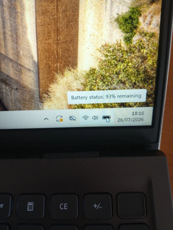 Dell Latitude 5510 · i5-1045G1 · 16GB · 256GB, foto 3 di 5