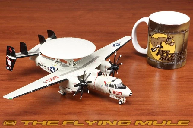Hobby Master 1:72 E-2C Hawkeye USN VAW-124 Bear Aces AJ600 - Изображение 4 из 4