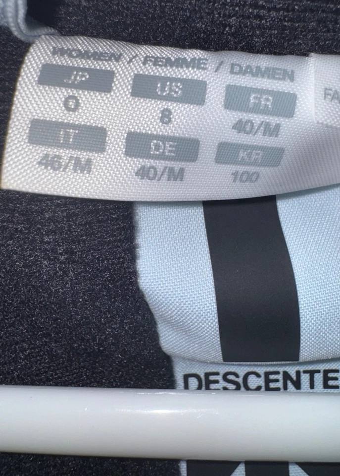 DESCENTE 18/19 ROWAN womens JACKET Sz 8 DWWMGK24 blue black pink thinsulate - Image 4 of 4