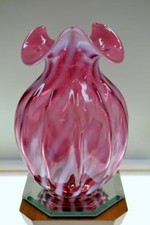 FENTON VASE Plum Opalescent SPIRAL OPTIC RIB 3pt crimp 1980's FREEusaSHIP