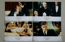 (Z256) 8x Aushangfotos - Gosford Park - Maggie Smith, Ryan Phillippe